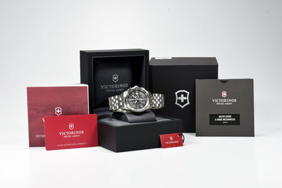 Victorinox AirBoss Mechanical Chronograph 241620 (Pre-owned)