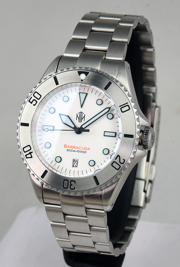 NTH Barracuda Polar White Oyster Date (Pre-owned)