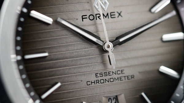 Formex Essence FortyThree Chronometer Degrade (Pre-owned)