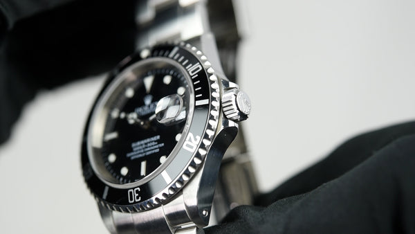 Rolex Submariner Date 16610 (Pre-owned)