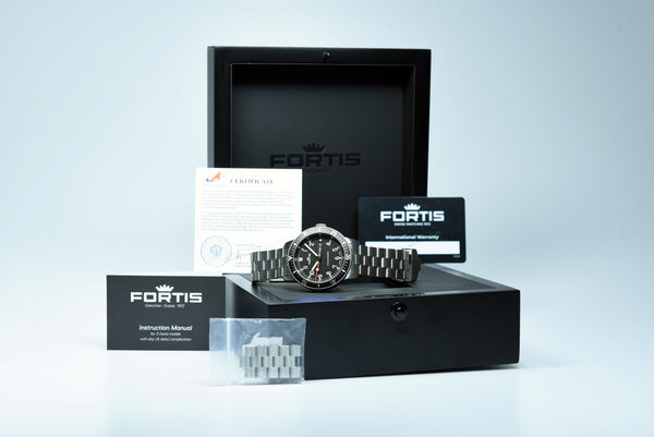 Fortis Cosmonauts B-42 647.10.11 M (Pre-owned)