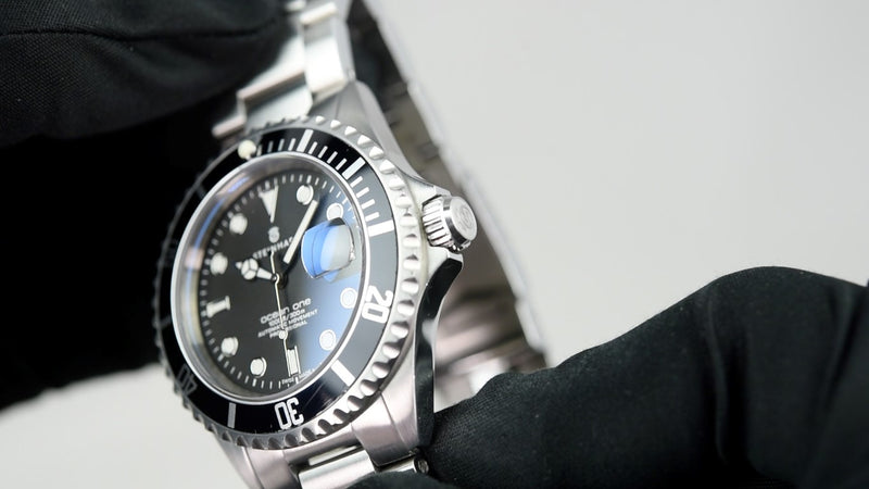 Steinhart ocean one discount vs rolex submariner